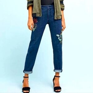 Anthropologie PILCRO Sequin Floral Patch Jeans, Excellent Condition